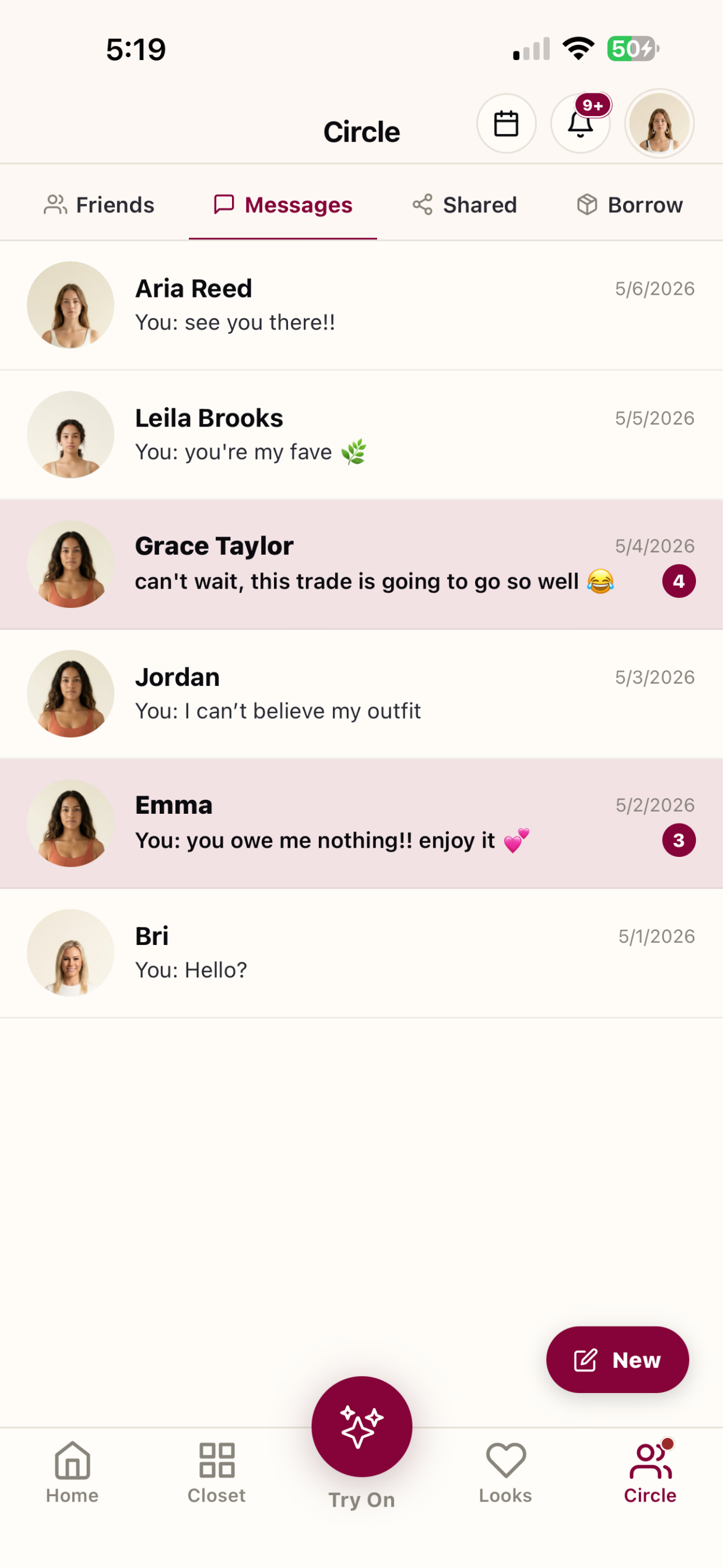 SyncedUp Circle — message friends and get quick feedback on a look before you wear it